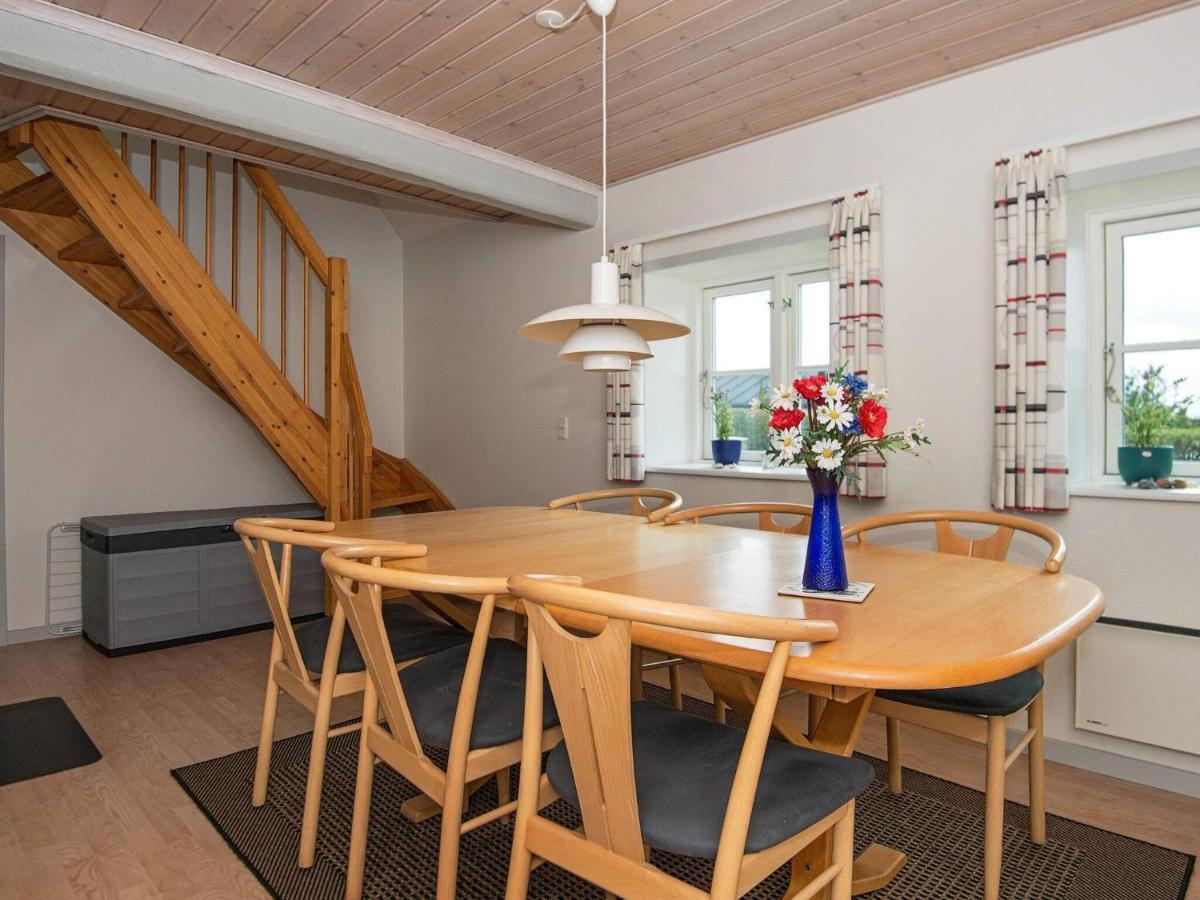 6 Person Holiday Home In Hejls Экстерьер фото